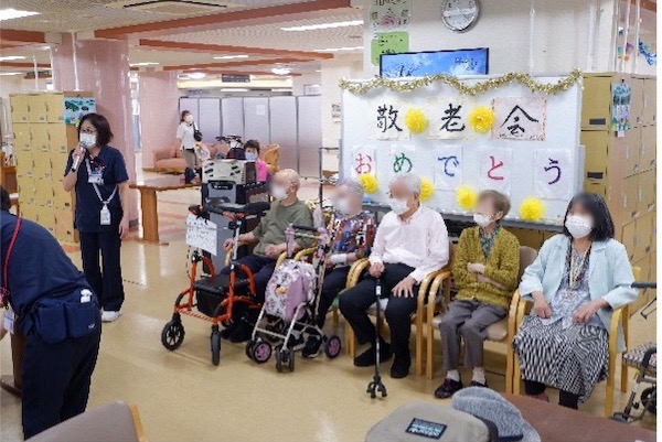 秋空に笑顔が咲いて